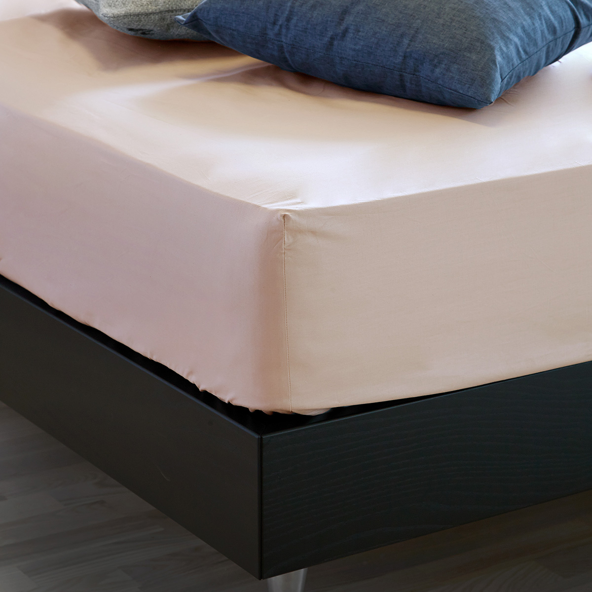 Unikka faconlagen 90x200x20 varm rosa/satin